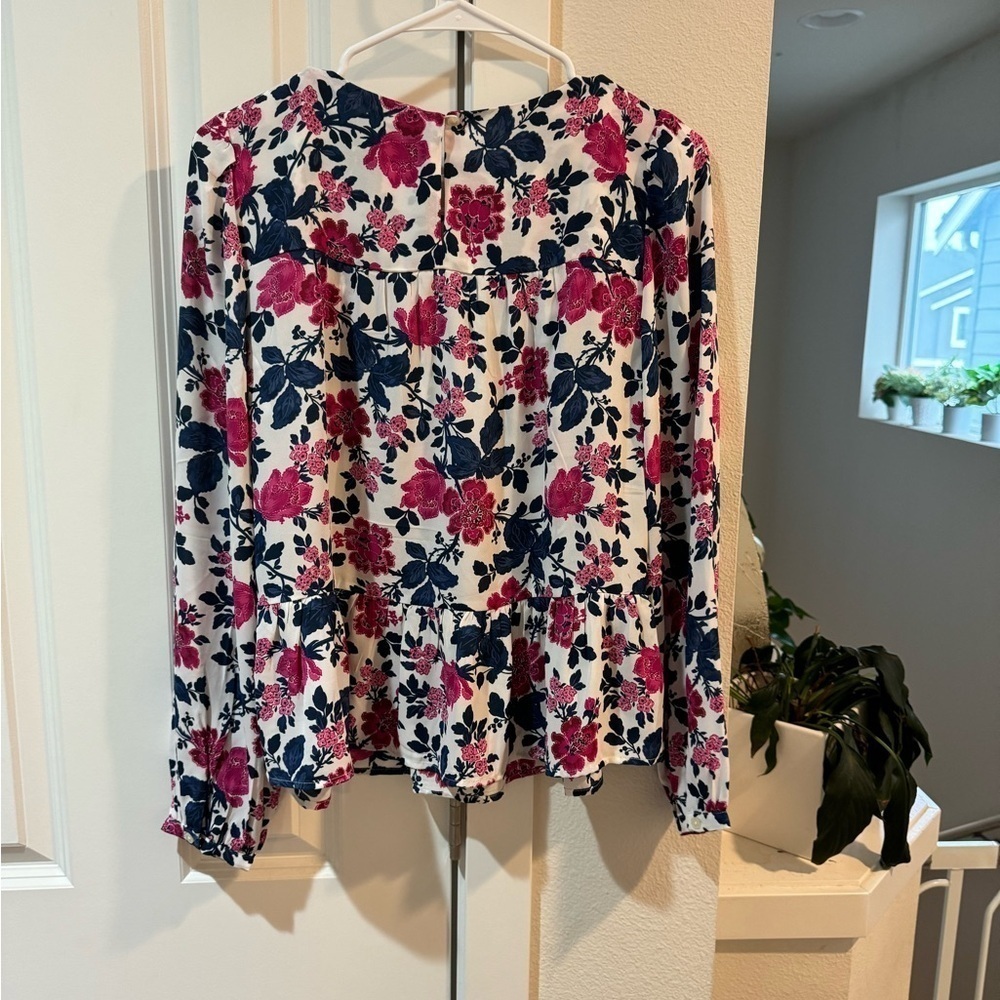 Floral Peplum Loft Shirt - Picture 3 of 3